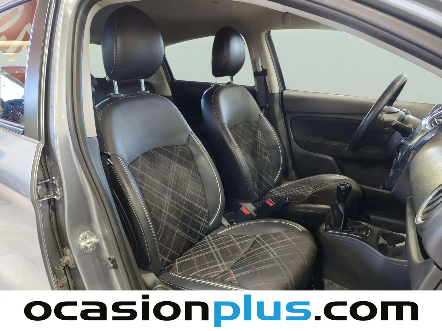 Foto Mitsubishi Space Star Mitsubishi Space Star 120 MPI Kaiteki (71 CV)