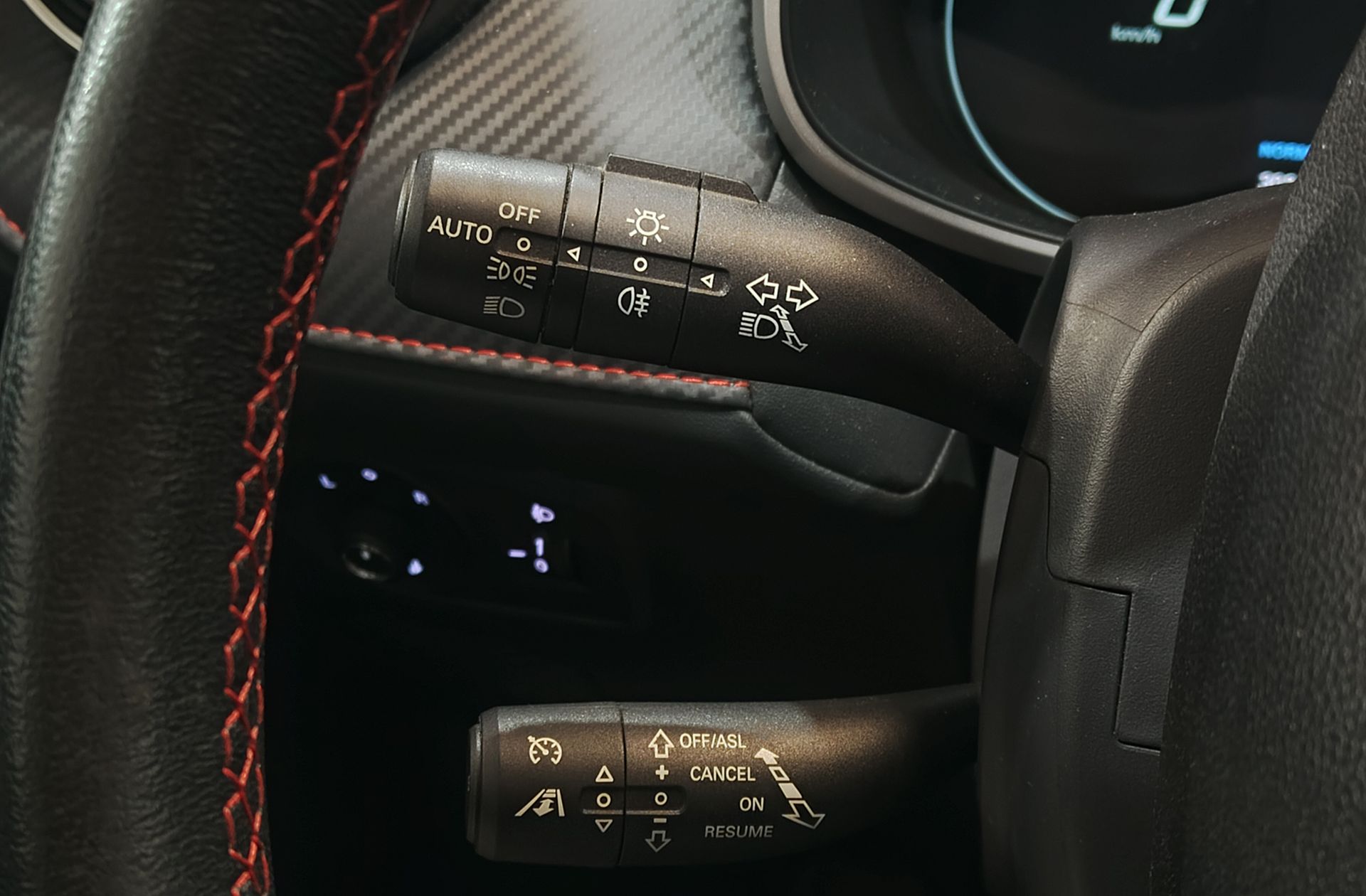 MG ZS Luxury Long Range OBC - foto 28