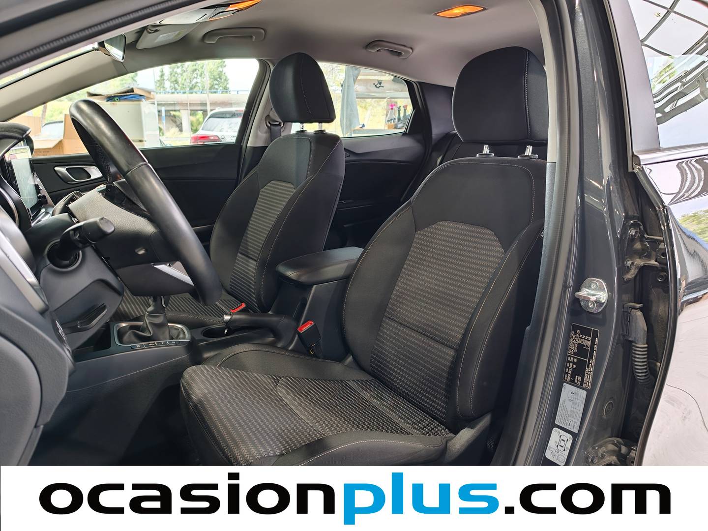 Foto asientos delanteros KIA XCeed KIA XCeed 1.5 MHEV iMT Drive  (160 CV)