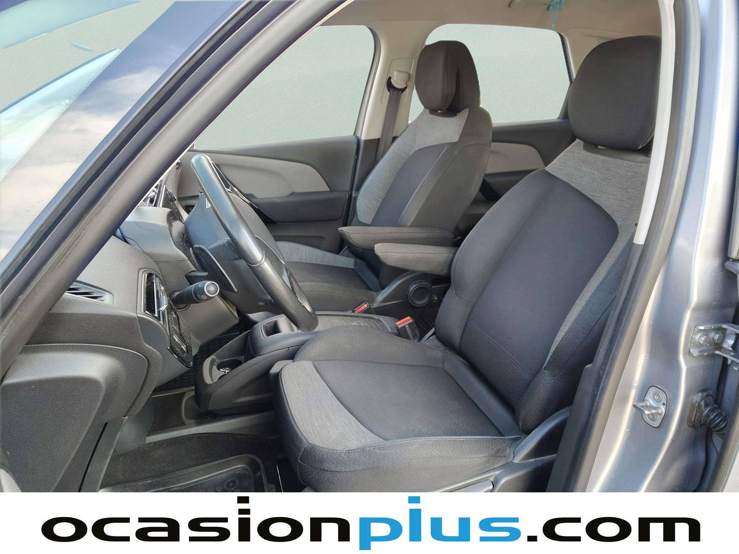 Foto asientos delanteros Citroën C4 Picasso Citroen C4 Picasso BlueHDi 120 Feel EAT6 (120 CV)