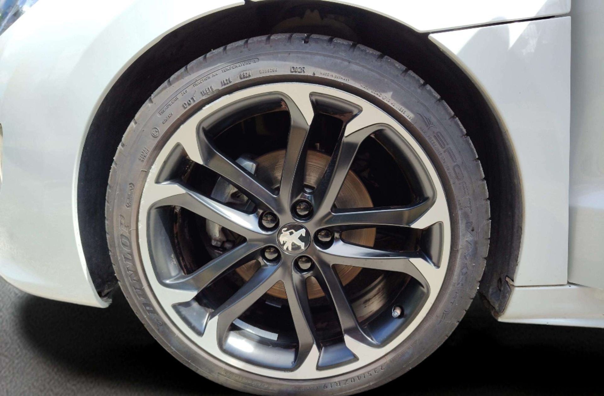 Peugeot RCZ 1.6 THP Black Yearling - foto 34