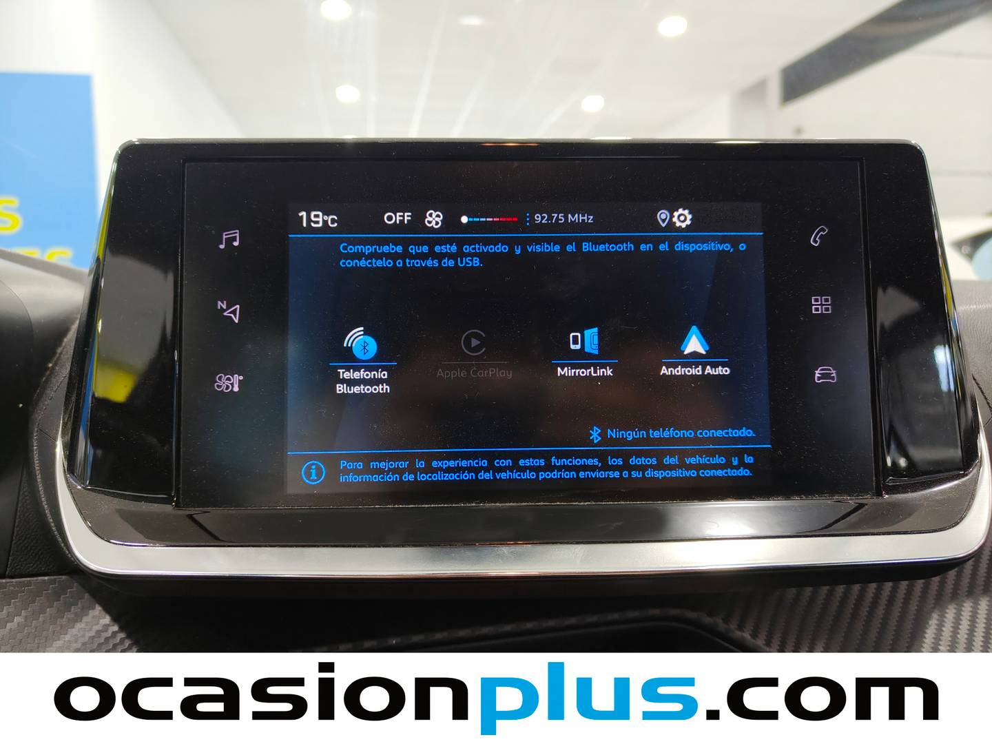 Extras y acabados del Peugeot 208 Peugeot 208 BlueHDi 100 Active (100 CV)