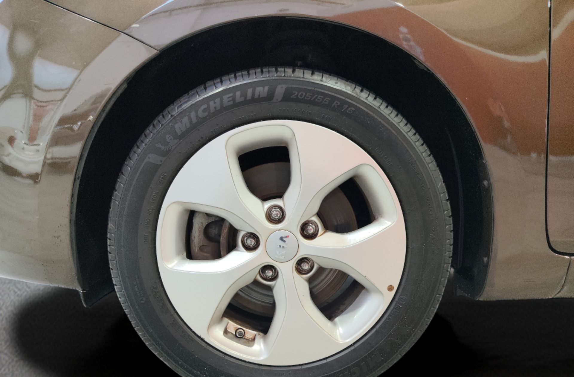 Kia Carens 1.7 CRDi VGT Eco-Dynam x-Tech 7 plazas - foto 37