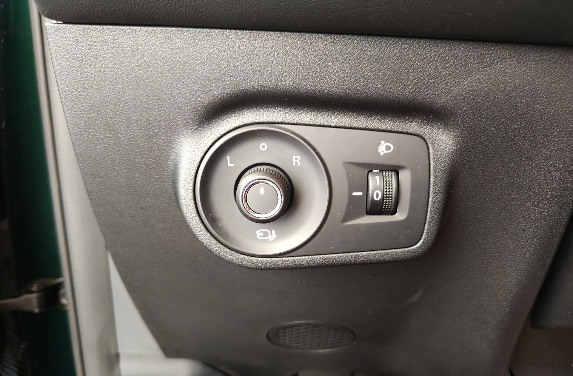 MG ZS 1.5 Hybrid+ Luxury - foto 13