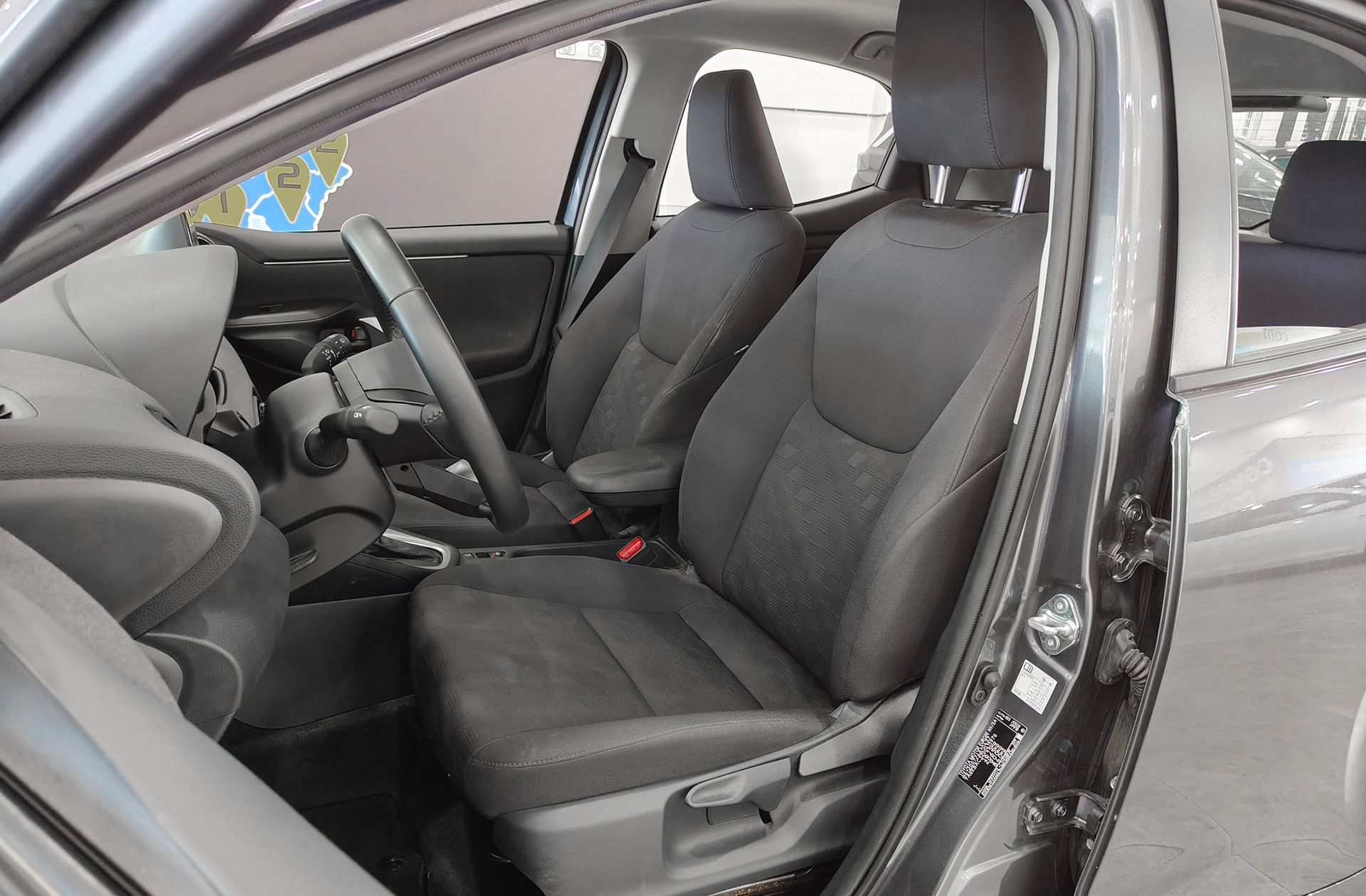 Toyota Yaris 120H Active Plus - foto 10
