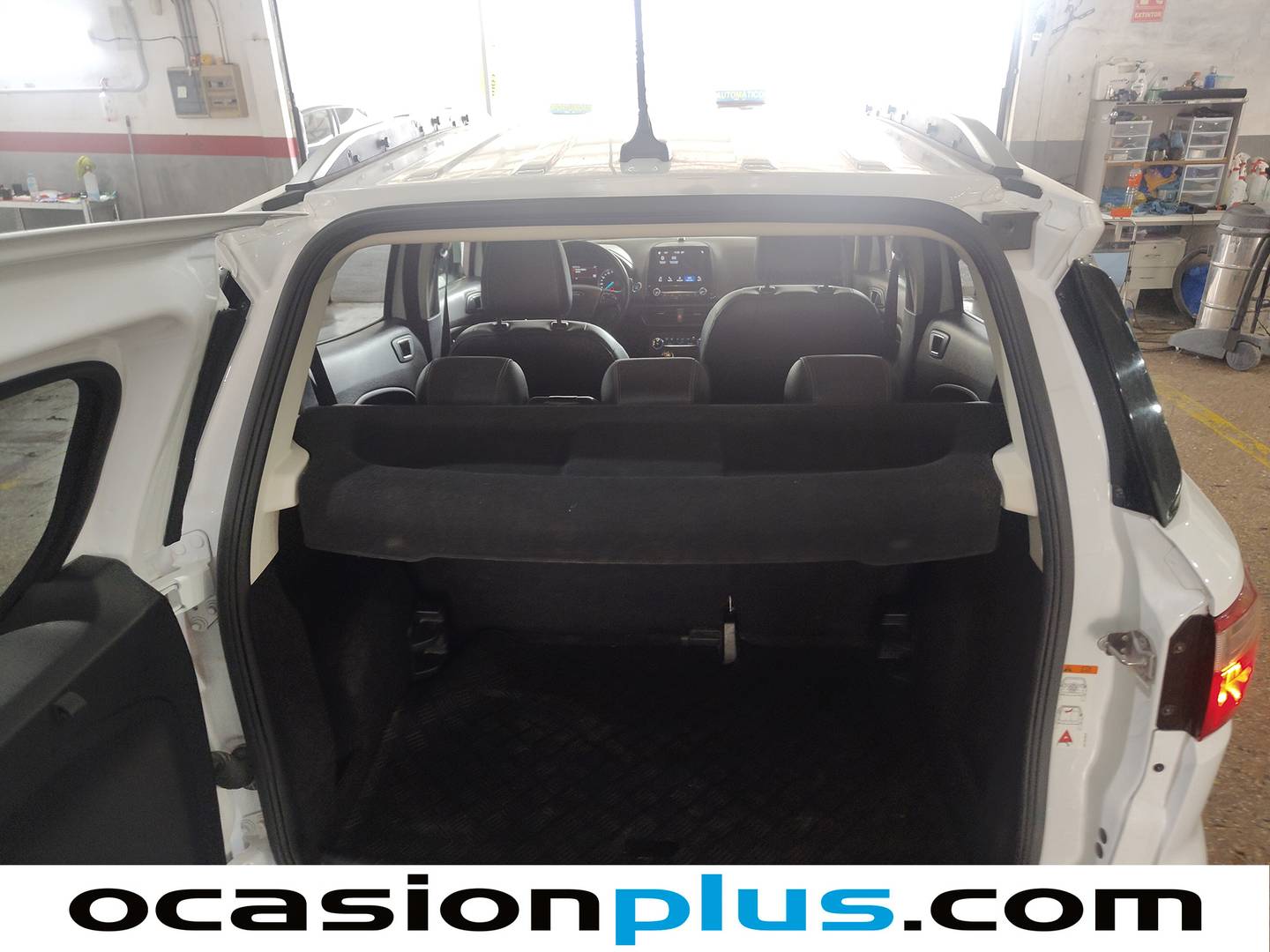 Fotos maletero Ford EcoSport Ford EcoSport 1.0T EcoBoost S&S Titanium (125 CV)
