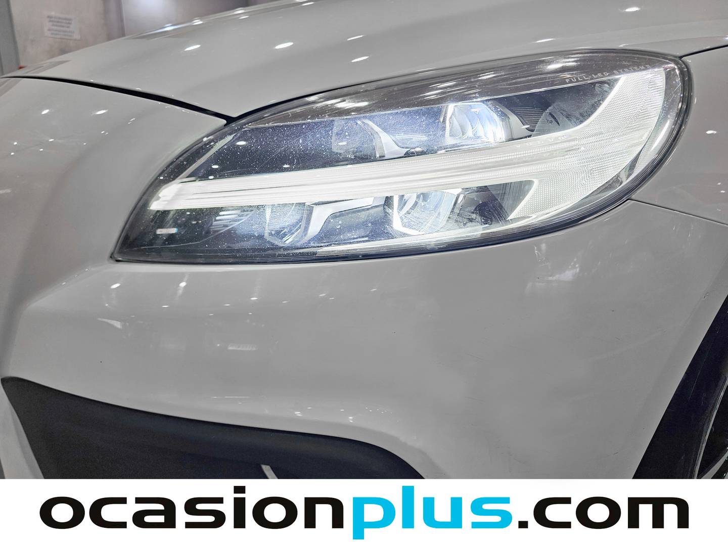 Volvo V40 Cross Country Volvo V40 Cross Country D2 Momentum (120 CV) al mejor precio