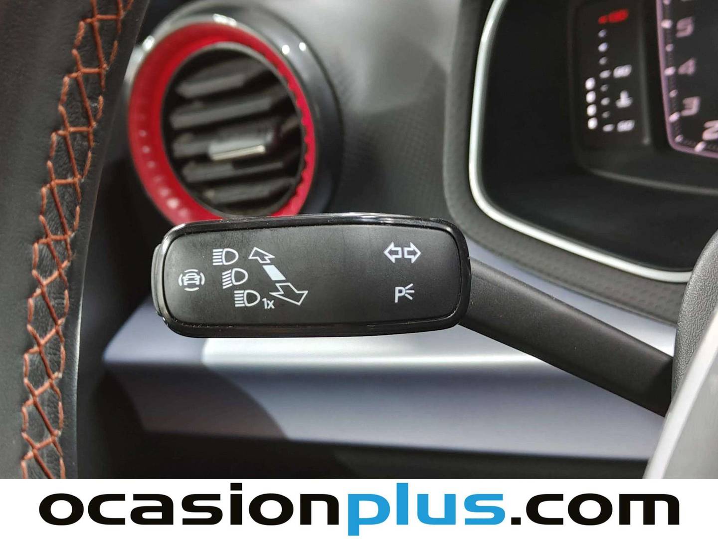 Foto Seat Arona SEAT Arona 1.5 TSI S&S FR XL DSG (150 CV)