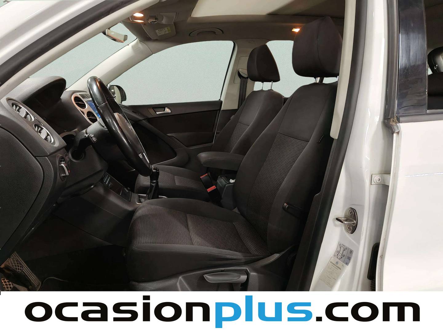 Foto asientos delanteros Volkswagen Tiguan Volkswagen Tiguan T1 2.0 TDI BMT 4x2 (110 CV)