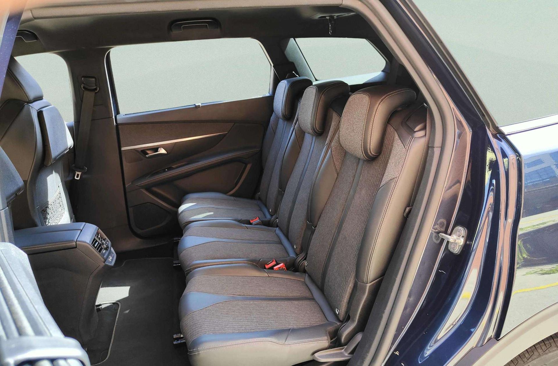Peugeot 5008 PureTech 180 GT Line EAT8 7 plazas - foto 14