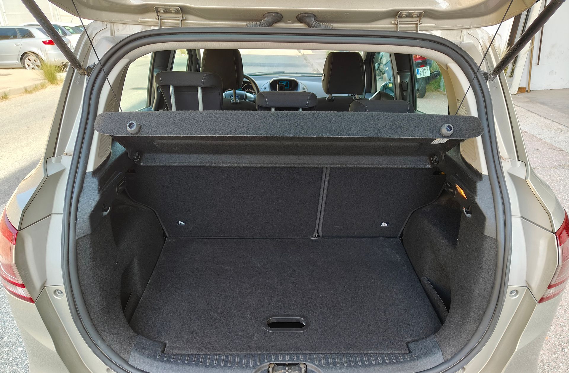 Ford B-Max 1.6 TDCi Trend - foto 12