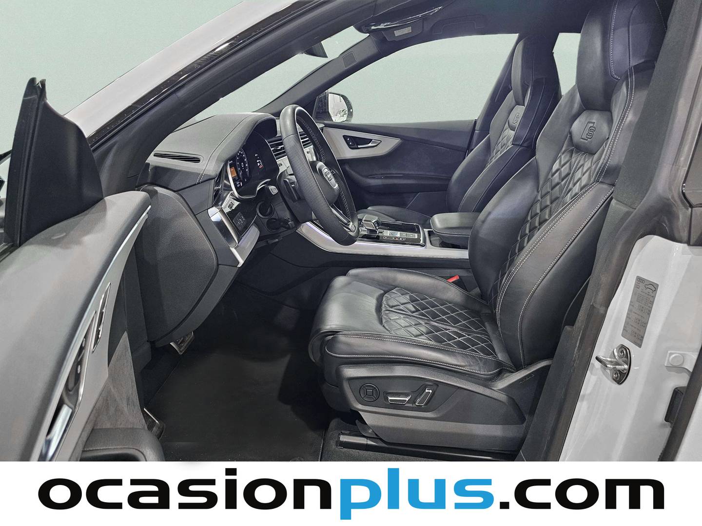 Foto asientos delanteros Audi Q8 Audi Q8 TFSIe TFSIe Black line plus 60 TFSIe quattro (462 CV) tiptronic