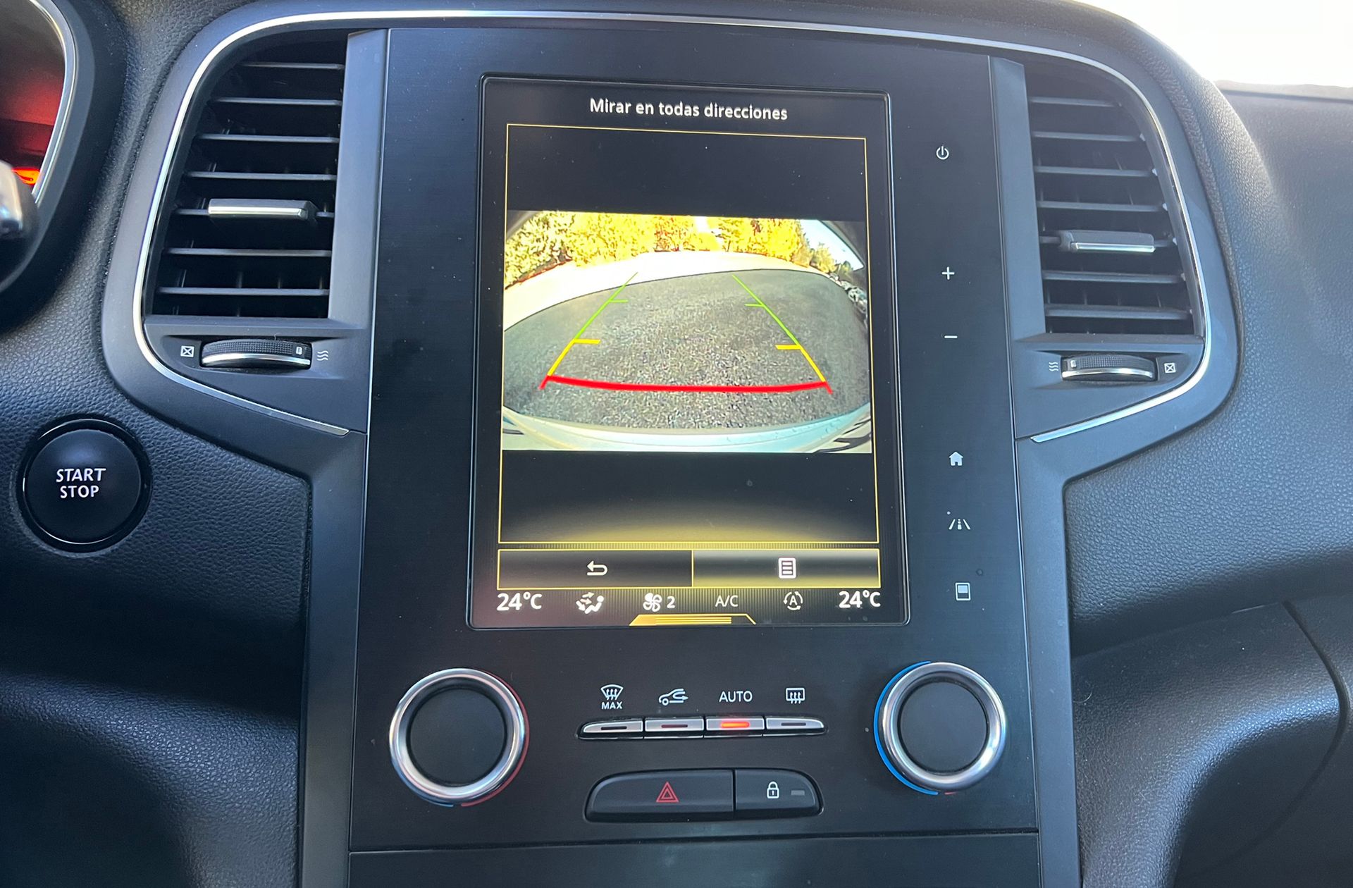 Renault Mégane Sport Tourer Zen TCe GPF - foto 8