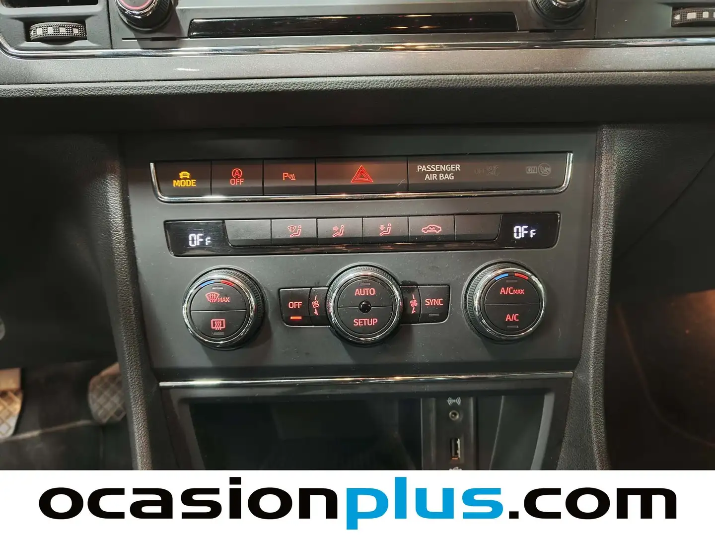 Foto Seat León SEAT León ST 2.0 TDI S&S FR (184 CV)