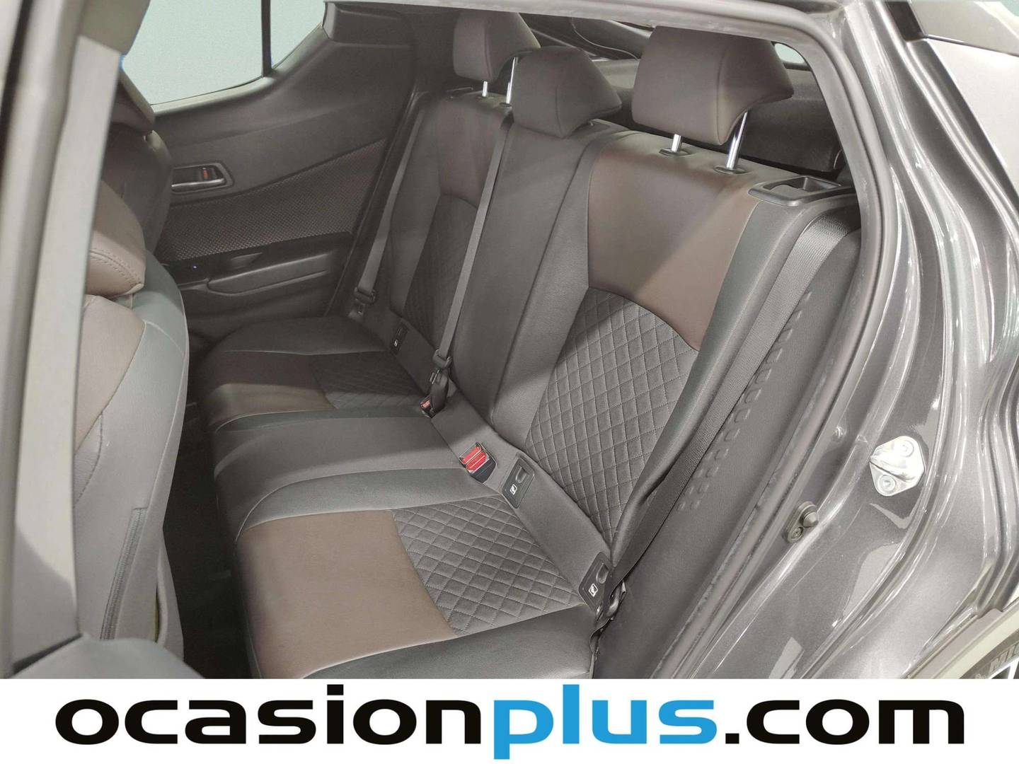 Foto asientos traseros Toyota C-HR Toyota C-HR 1.8 125H Advance (122 CV)