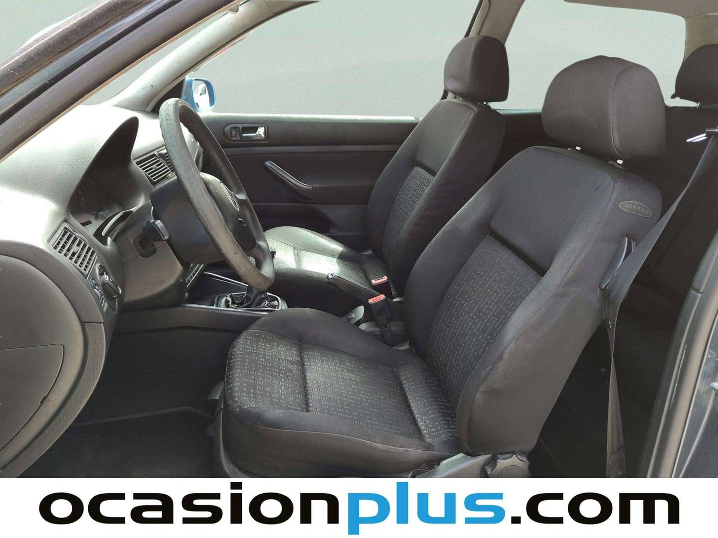 Foto asientos delanteros Volkswagen Golf Volkswagen Golf Conceptline 1.9 TDI (100 CV)