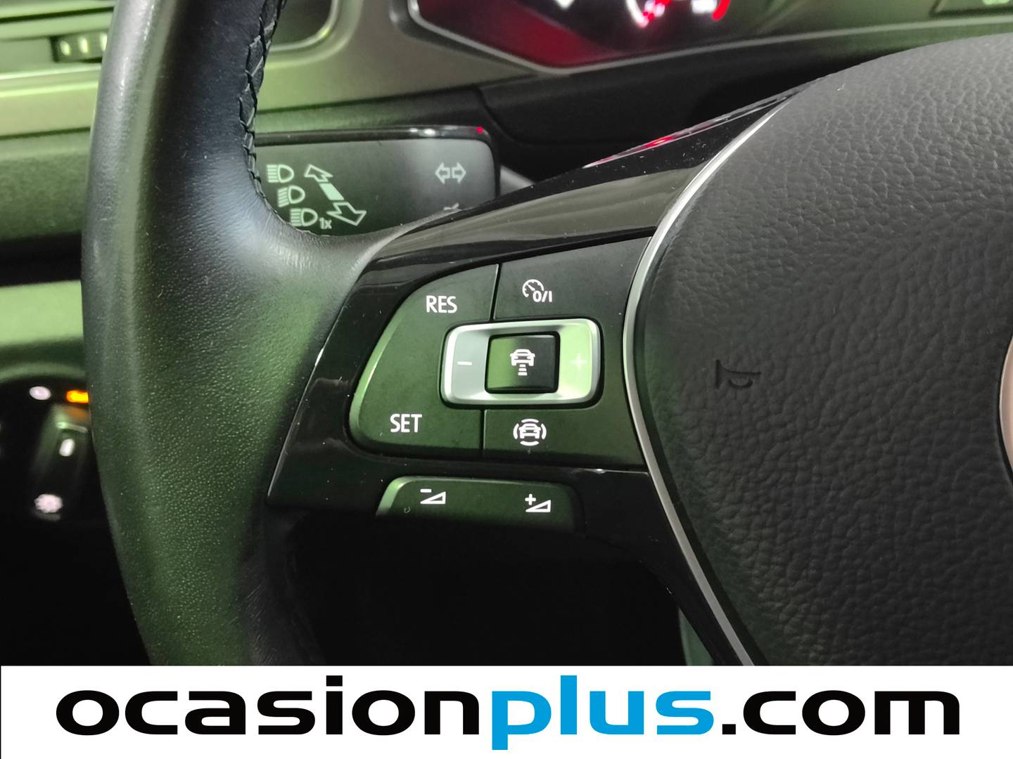 Foto Volkswagen T-Roc Volkswagen T-Roc Advance R-Line 2.0 TDI (115 CV)