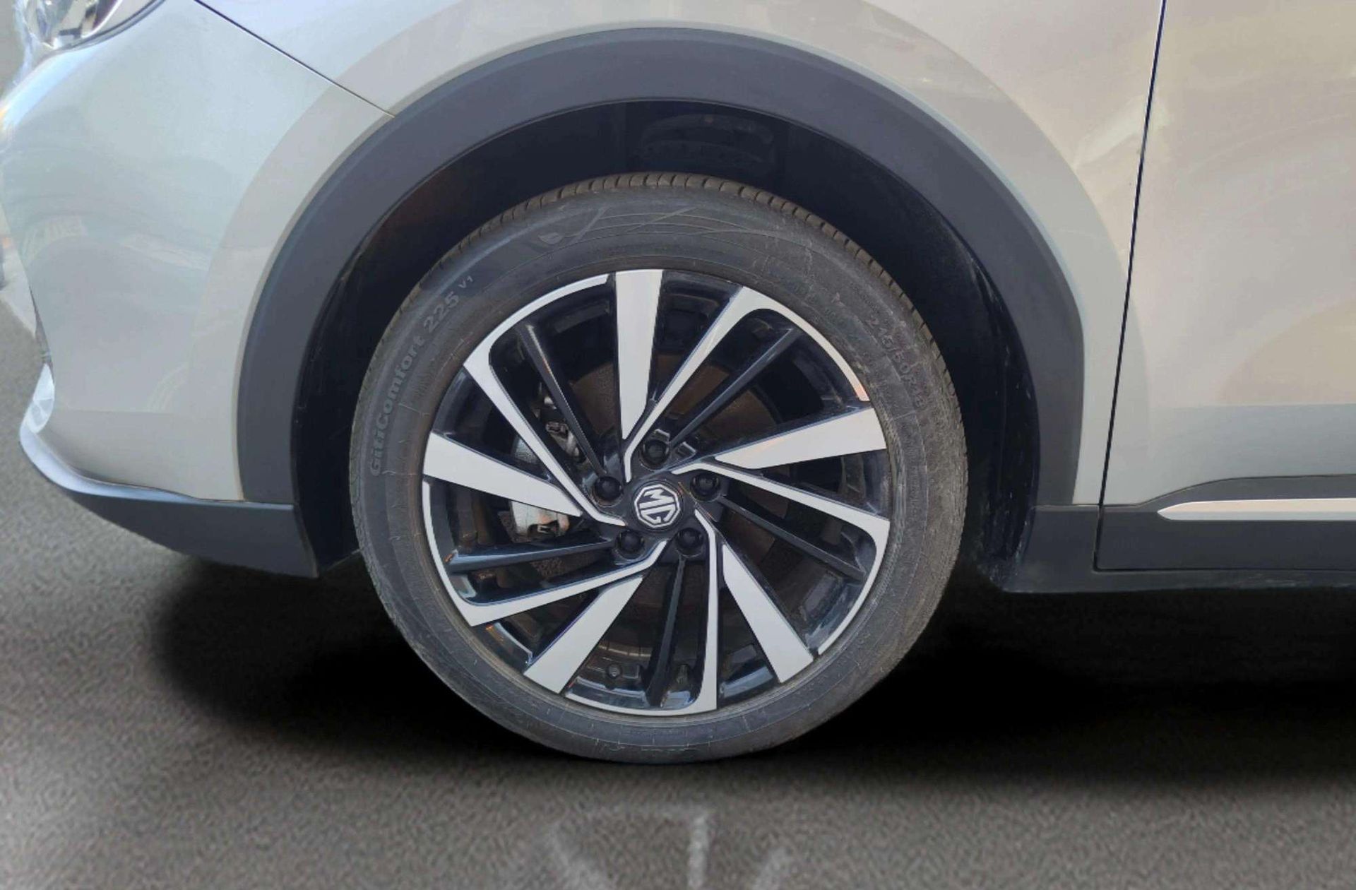 MG ZS 1.5 Hybrid+ Luxury - foto 38