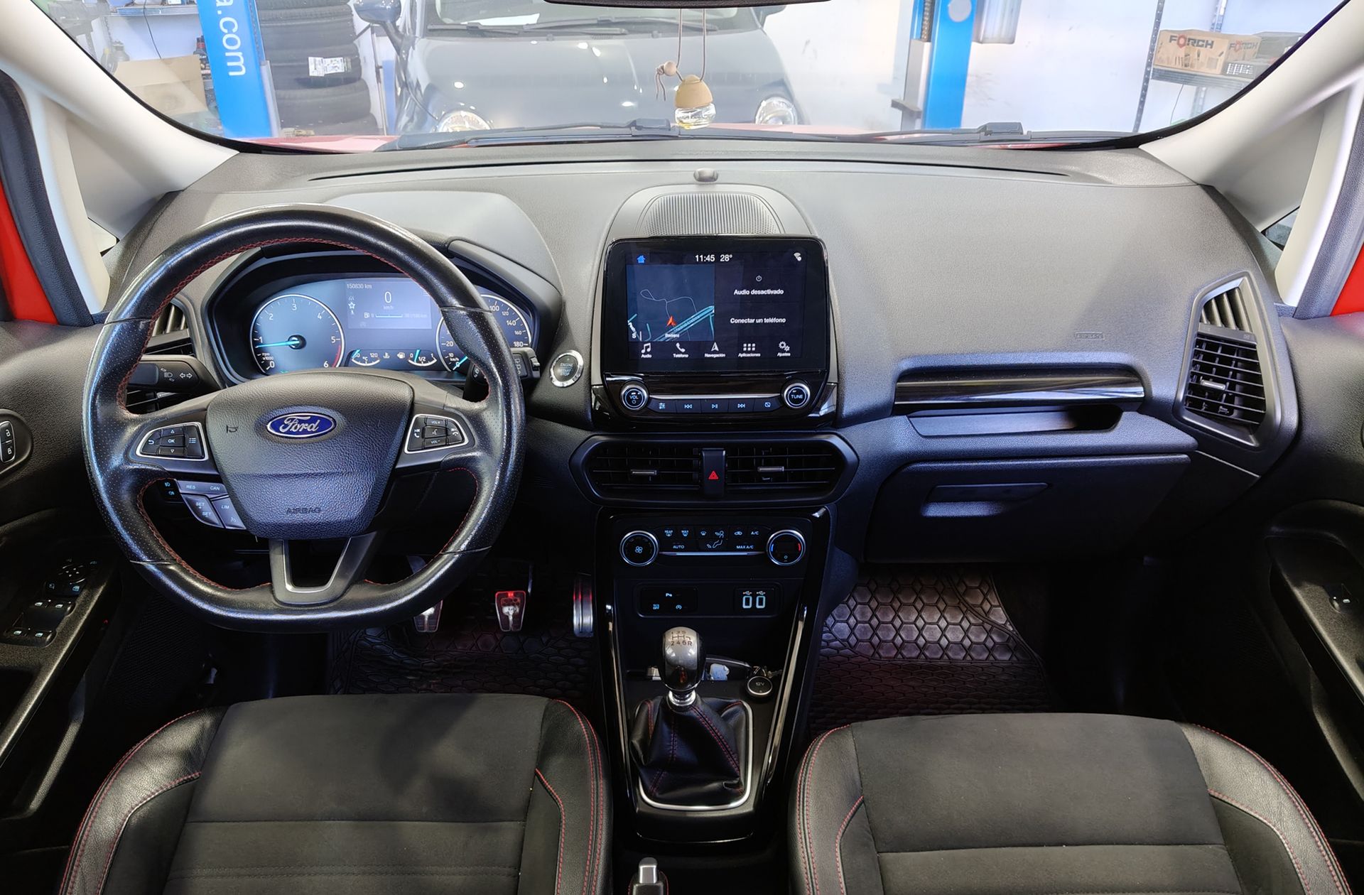 Ford EcoSport 1.5 TDCi ST Line - foto 7
