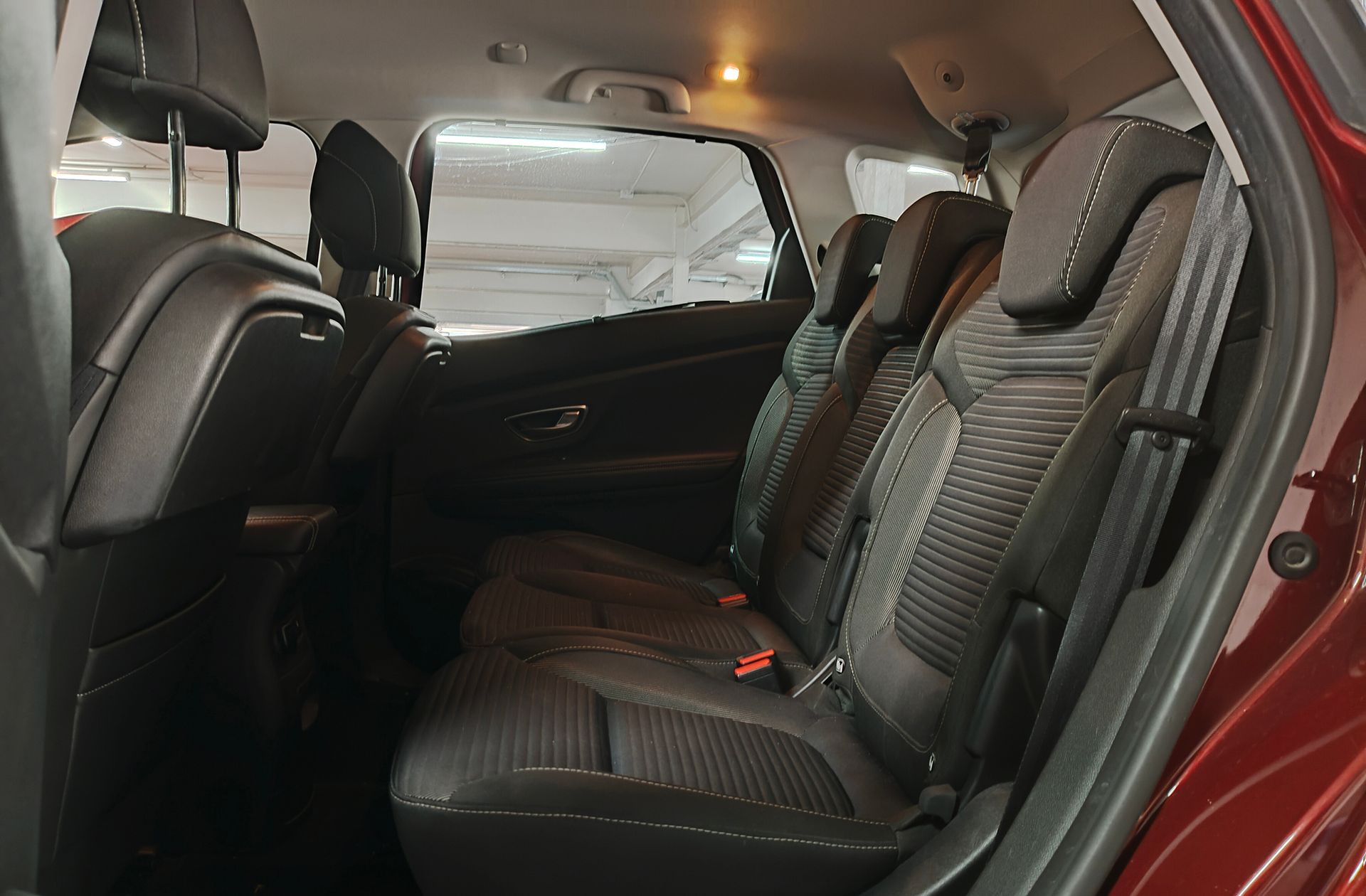 Renault Scénic dCi 110 Energy Intens EDC - foto 12