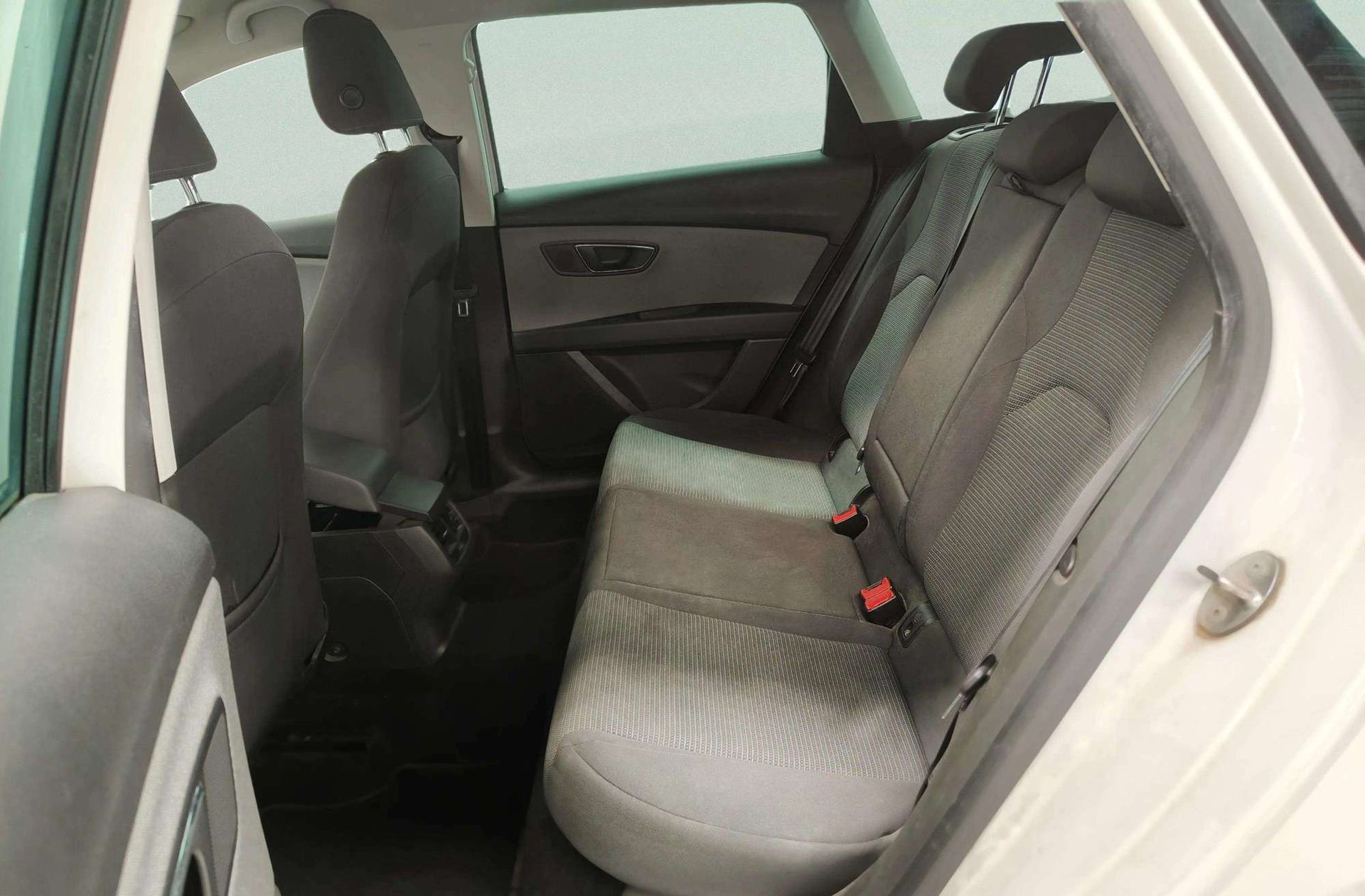 SEAT León ST 1.6 TDI Style - foto 9