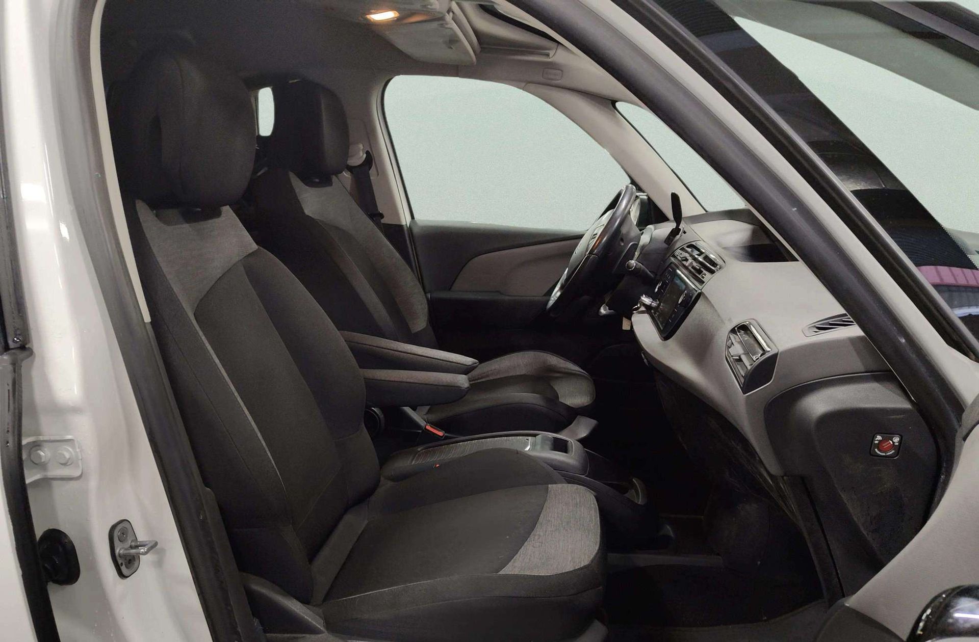 Citroën C4 SpaceTourer BlueHDi Feel EAT8 - foto 17