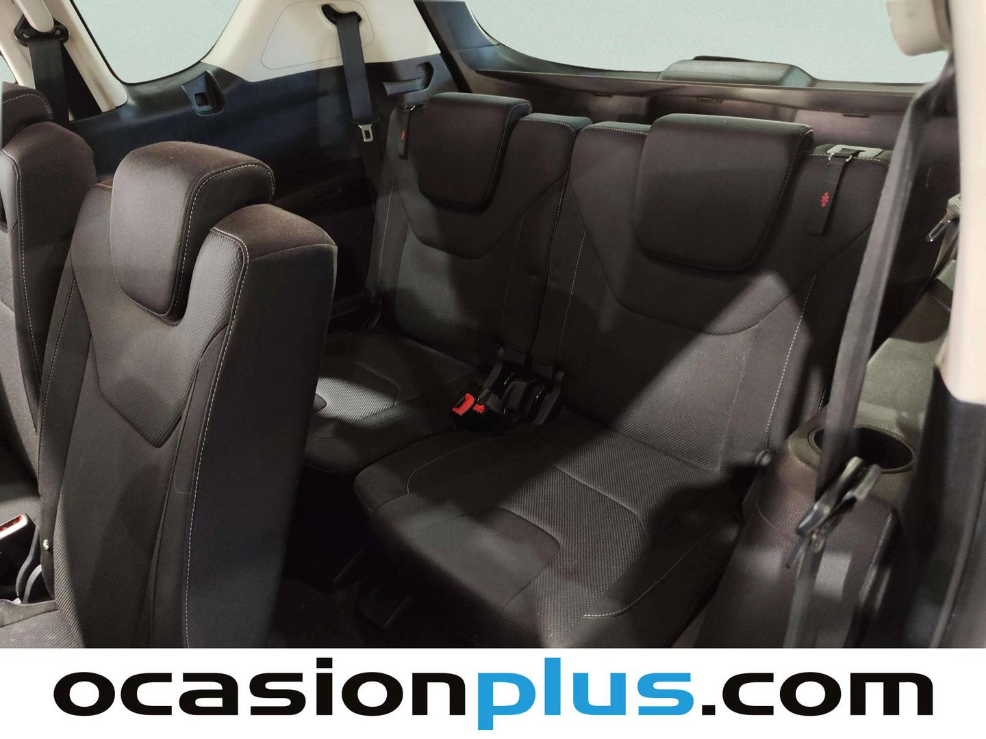 Extras y acabados del Ford S-MAX Ford S-Max 2.0 TDCI Titanium (150 CV) 7 Plazas