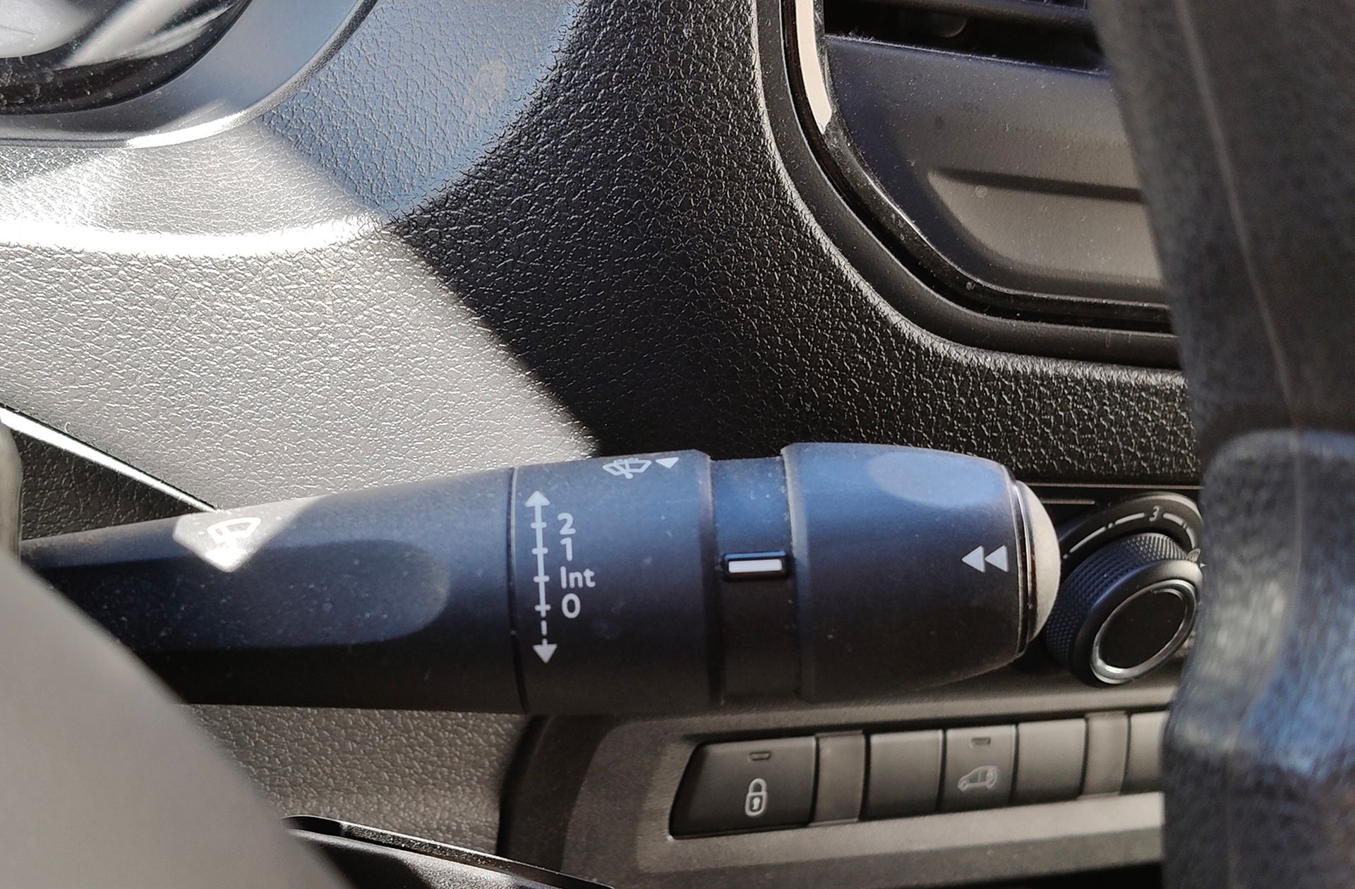 Peugeot Expert Furgon BlueHDi 120 Pro Standard - foto 25