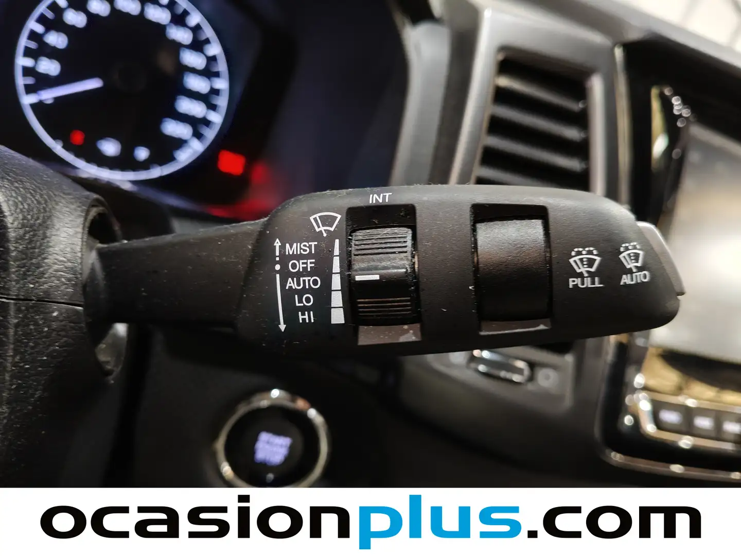 Foto SsangYong Musso Ssangyong Musso Sports D22DTR Limited 4x4 Auto (202 CV)