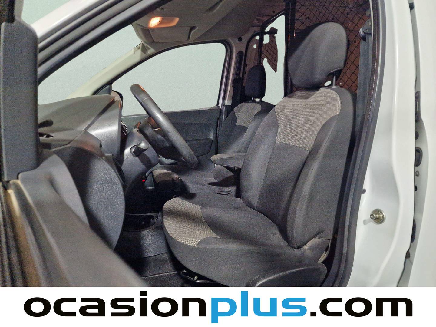 Foto asientos delanteros Dacia Dokker Dacia Dokker Essential dCi (95 CV) 2 Plazas
