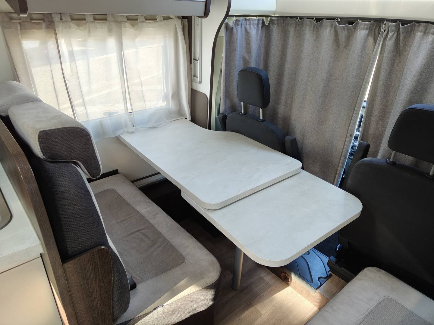 Foto Ford Tessoro Ford Tessoro 463 UP (170 CV)