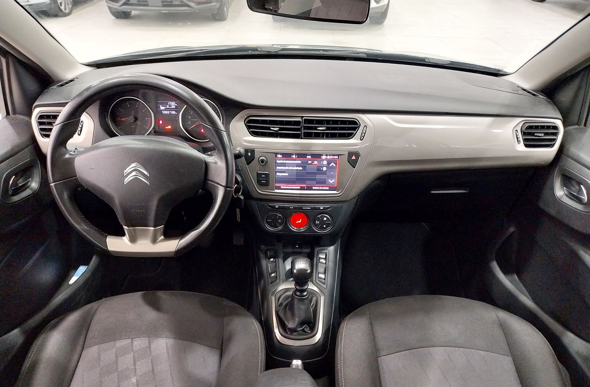 Citroën C-Elysée BlueHDi 100 Shine - foto 6