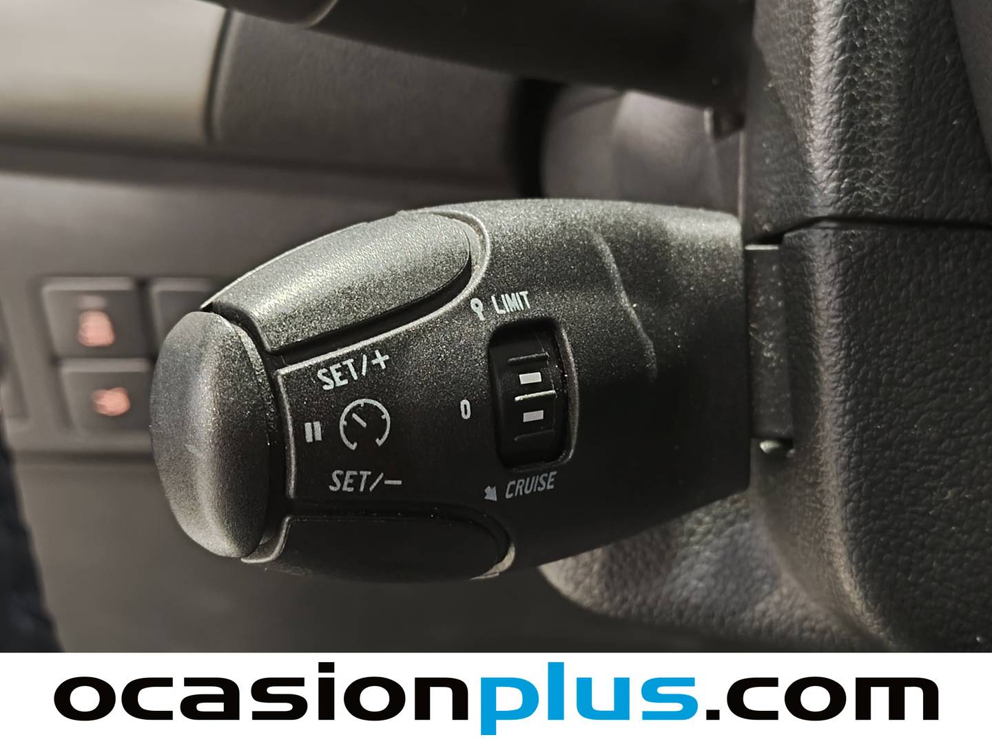 Foto Citroën C-Elysée Citroen C-Elysee BlueHDi 100 Exclusive (100 CV)