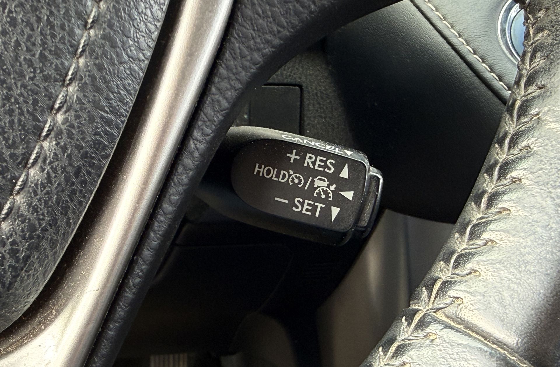 Toyota RAV4 2.5l hybrid Advance 2WD - foto 25