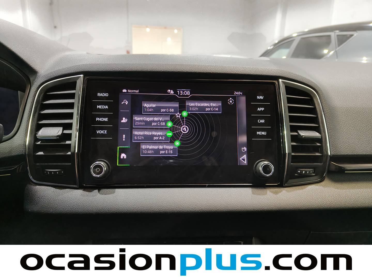 Foto Skoda Karoq Skoda Karoq 1.5 TSI ACT Scout DSG (150 CV)