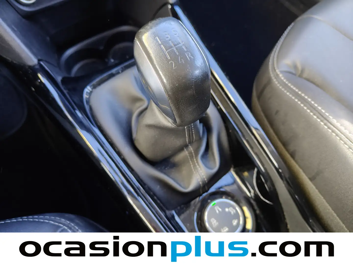 Foto Peugeot 2008 Peugeot 2008 BlueHDi 100 Allure (100 CV)