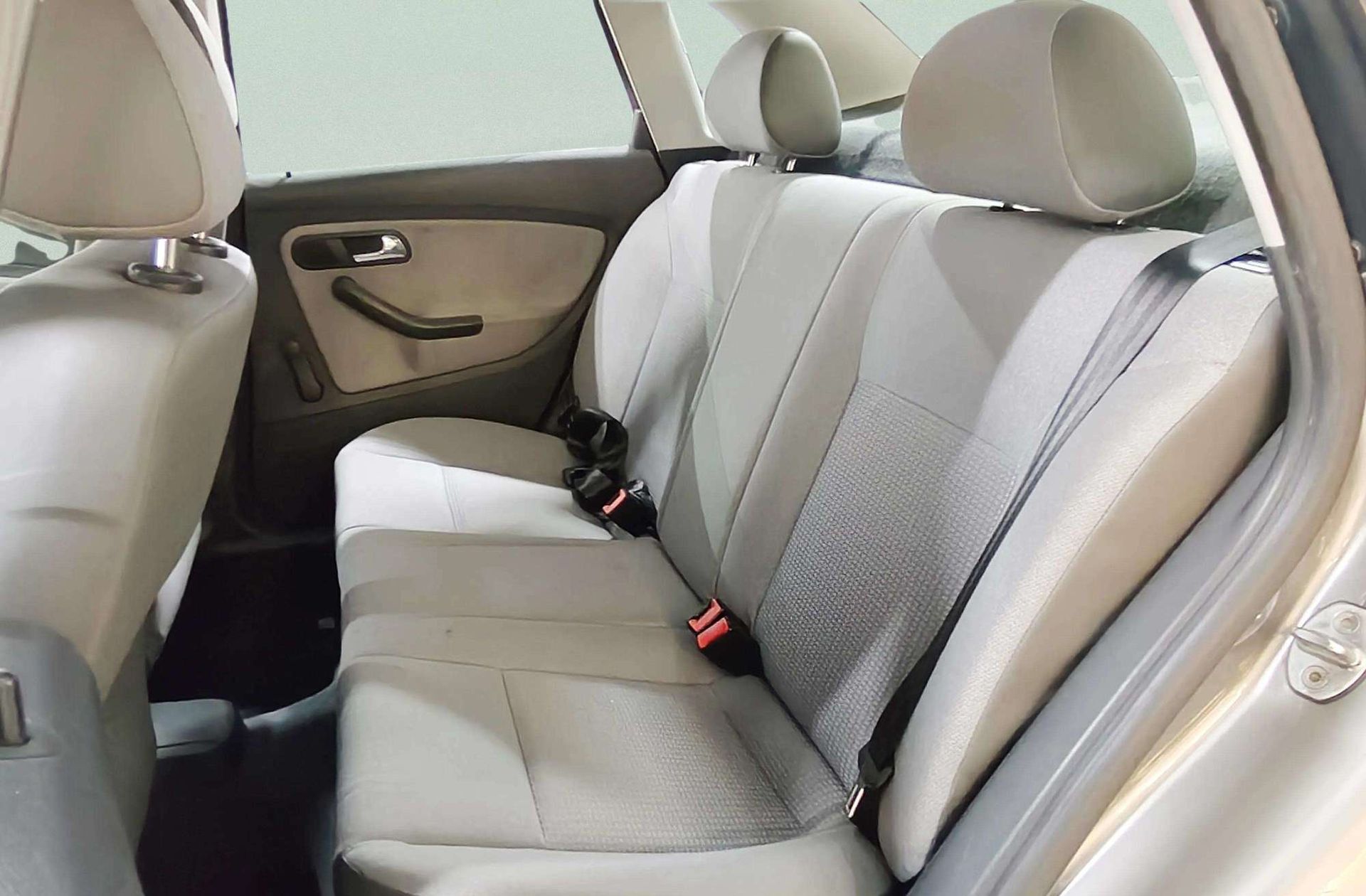 SEAT Córdoba 1.9 TDI Stella - foto 10