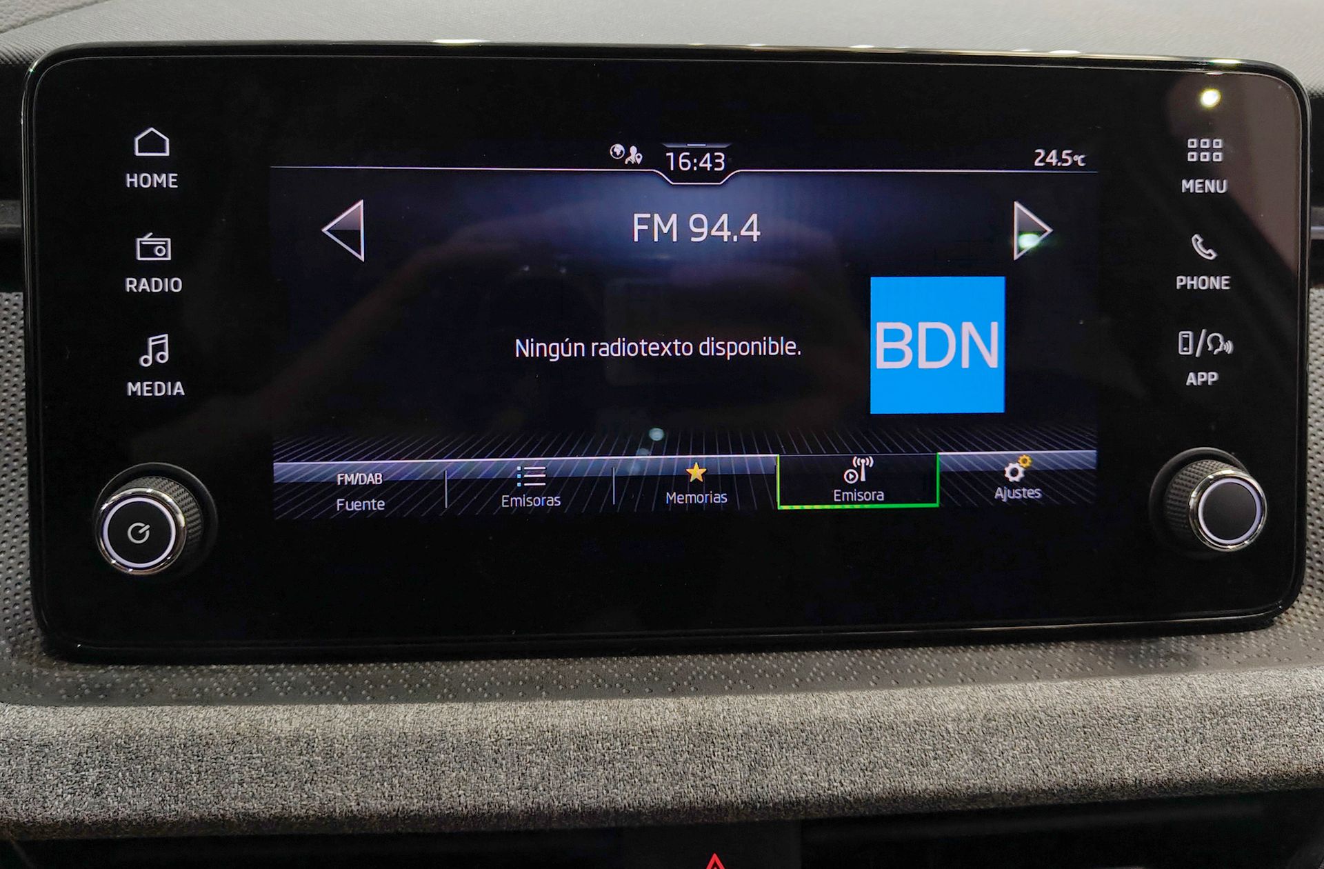 Škoda Scala 1.0 TSI Selection - foto 32