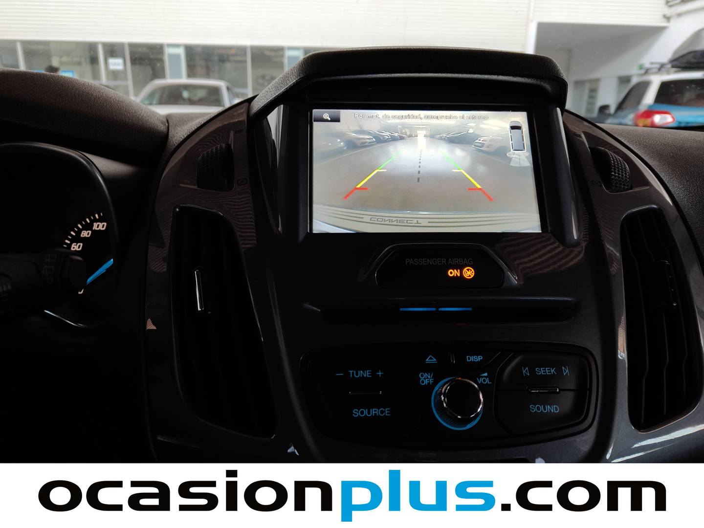 Equipamiento del Ford Tourneo Connect FORD Tourneo Connect 1.5 TDCi Titanium Auto (120 CV)