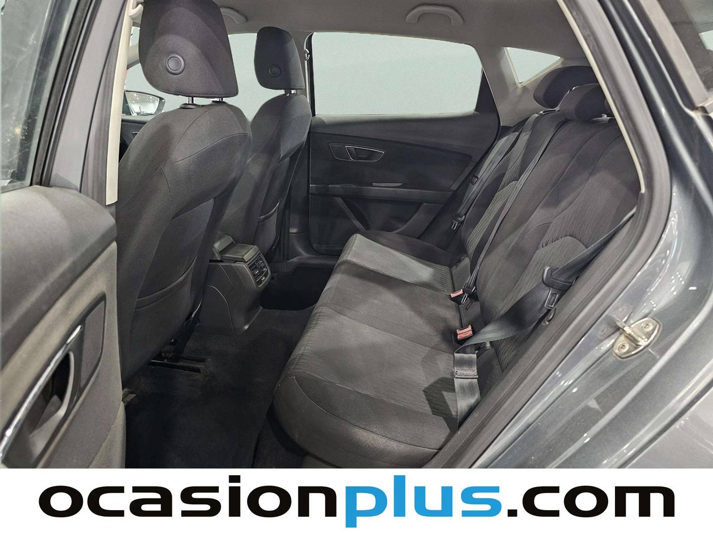 Foto asientos traseros Seat León Seat León 1.2 TSI S&S Style (110 CV)