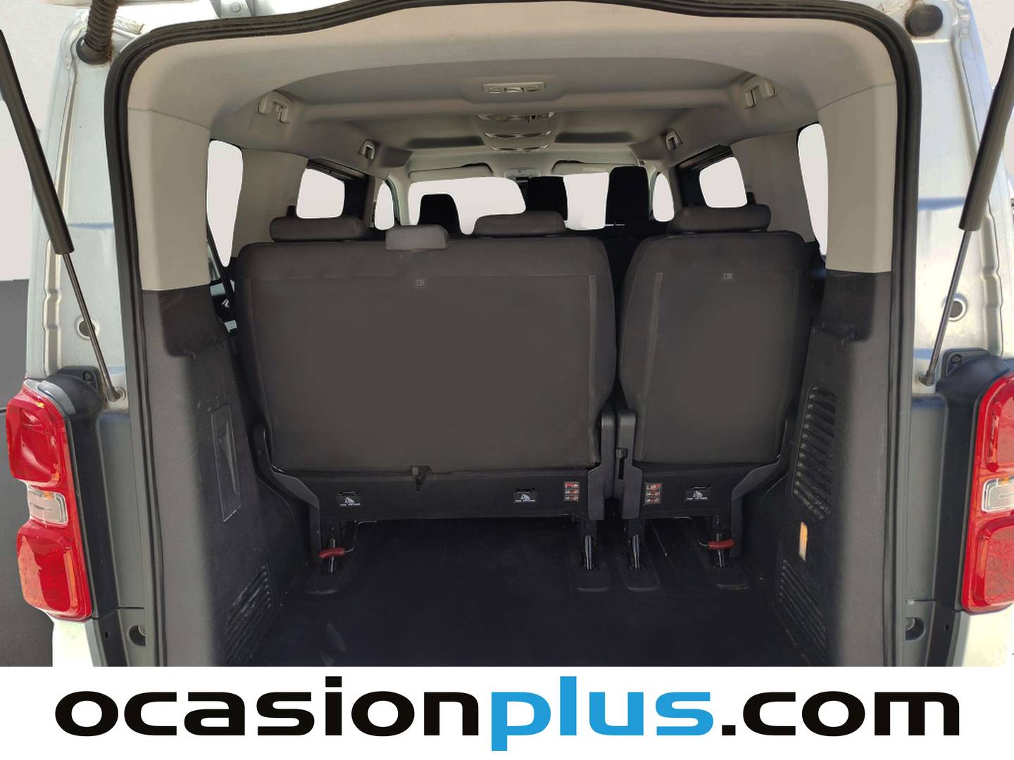 Foto Toyota Proace Verso Toyota Proace Verso 2.0D SHUTTLE+PACK ACTIVE L1 (150 CV) 9 Plazas siete plazas