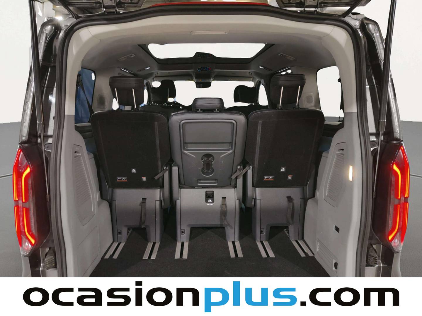 Foto Ford Tourneo Custom Ford Tourneo Custom 2.0 Ecoblue L1 Titanium X Auto (170 CV) 7 Plazas siete plazas
