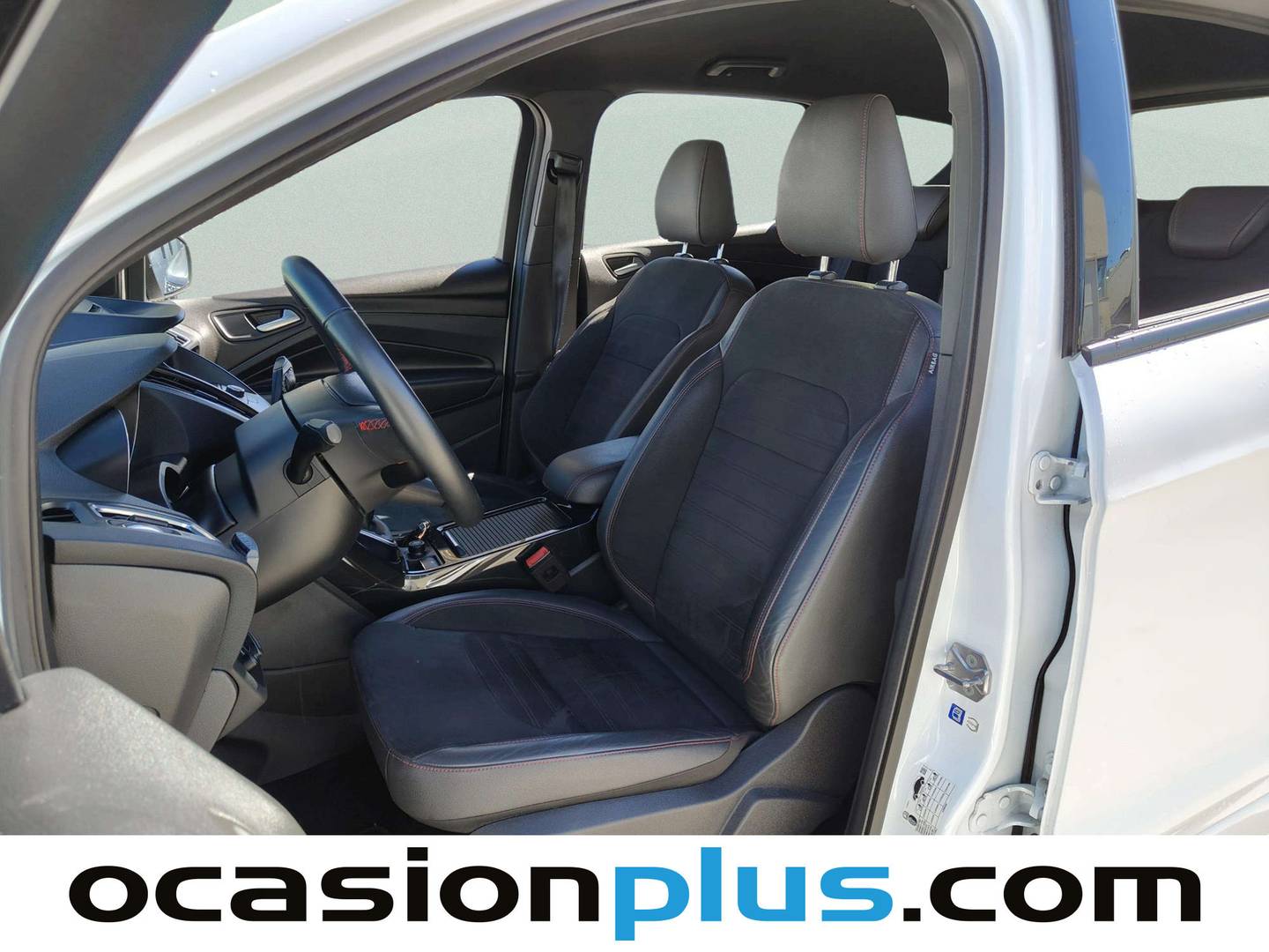 Foto asientos delanteros Ford Kuga Ford Kuga 1.5 EcoBoost ST-Line 4x2 (120 CV)