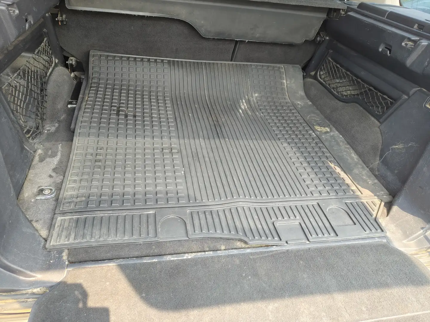 Foto Land Rover Discovery 4 Land Rover Discovery 3.0 TDV6 S (211 CV)