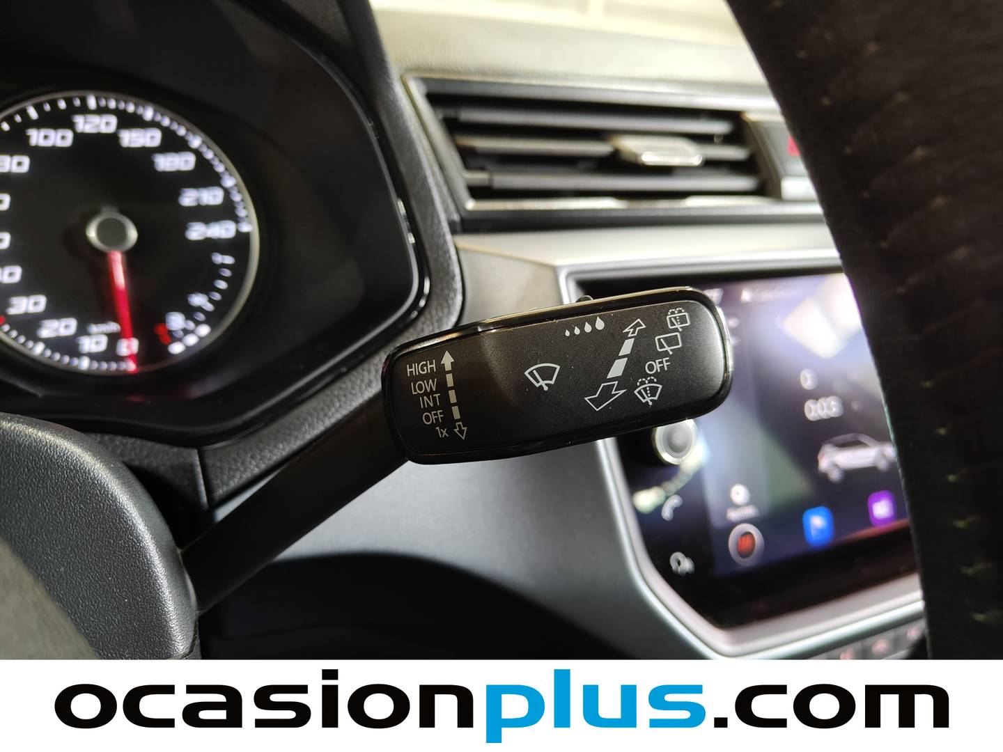 Foto Seat Arona SEAT Arona 1.0 TSI Style Go2 (110 CV)