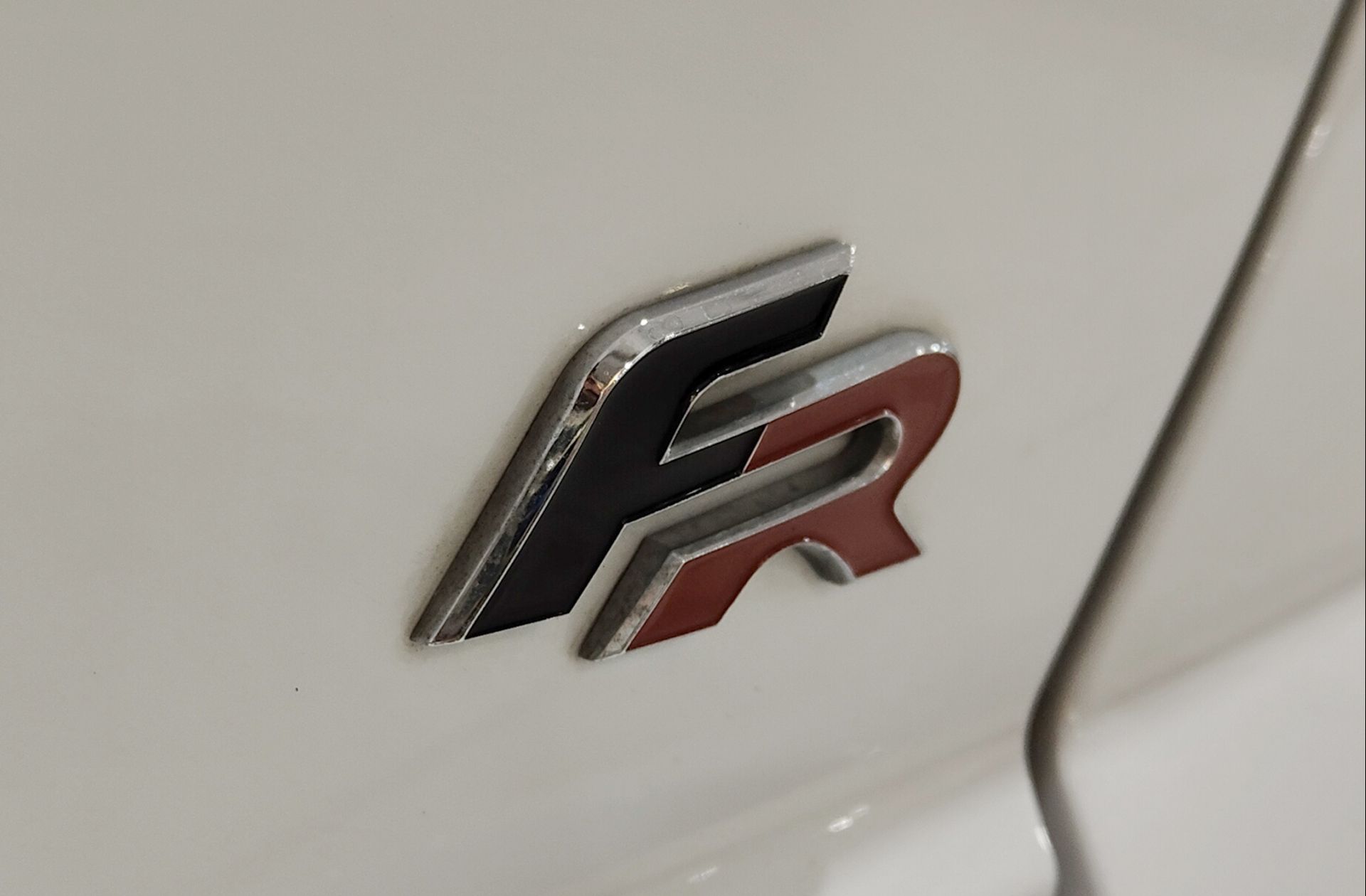 SEAT Ibiza 1.6 TDI FR Plus - foto 5
