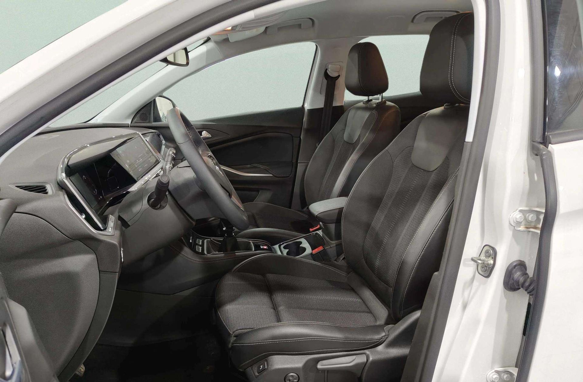 Opel Grandland 1.2 Turbo XHT GS - foto 15