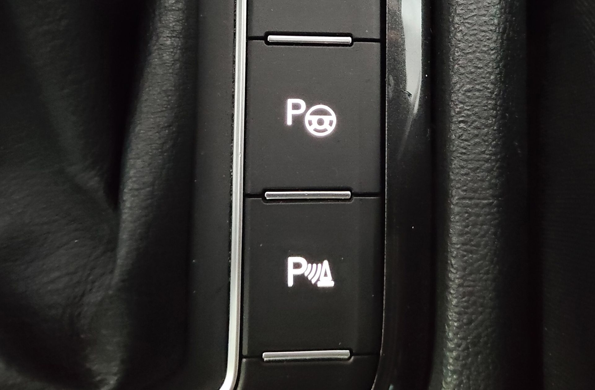 Volkswagen Tiguan Advance 2.0 TDI DSG - foto 8