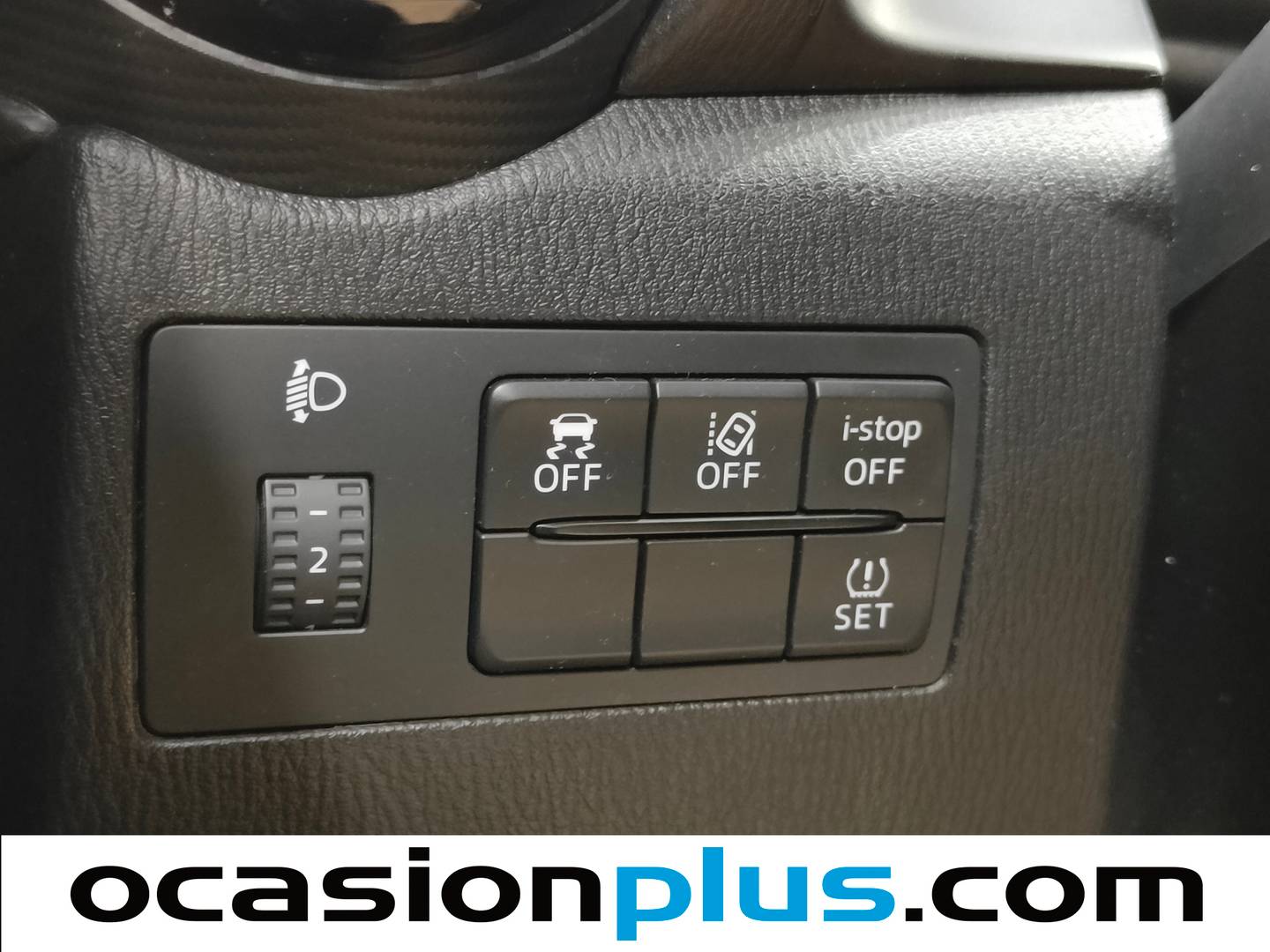 Accesorios del Mazda Mazda2 Mazda Mazda 2 1.5 GE Black Tech Edition (90 CV)
