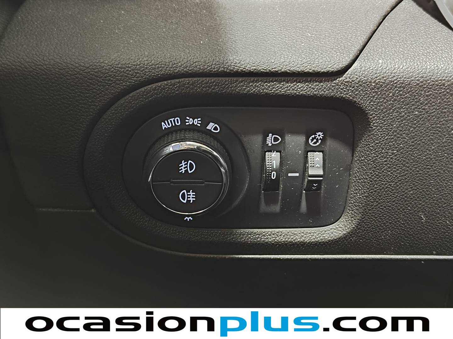 Foto Opel Grandland X Opel Grandland X 1.6 CDTi Excellence Auto (120 CV)